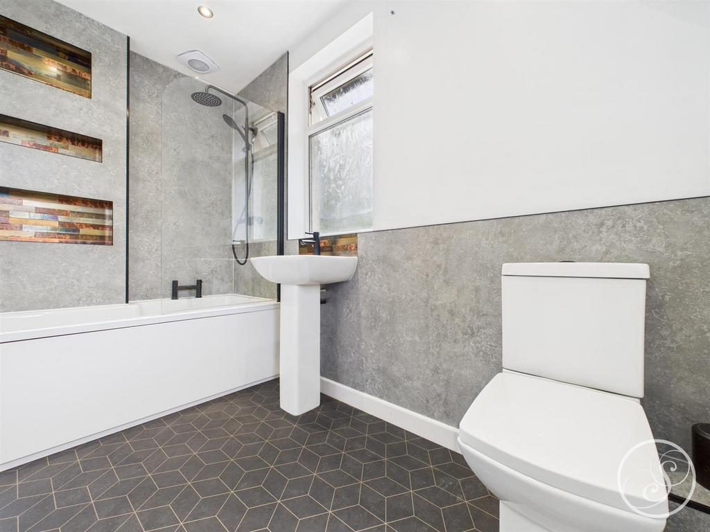 Family bathroom