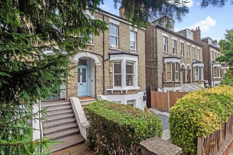 1 bedroom flat to rent, Angles Road, London SW16