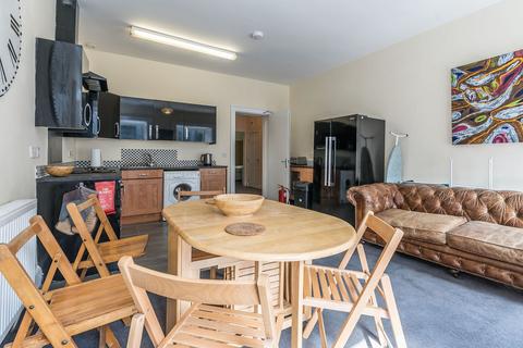 undefined, 0290L Morrison Street, Edinburgh, EH3 8BJ