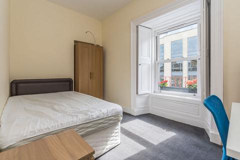 undefined, 0290L Morrison Street, Edinburgh, EH3 8BJ