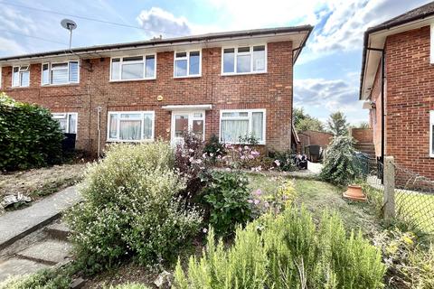 75 Reynolds Avenue, Chessington, KT9 2LQ