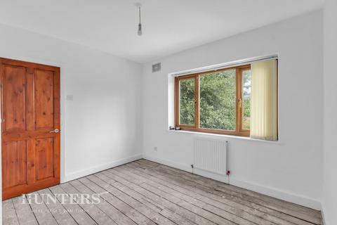 16 Ashbrook Crescent, Rochdale, OL12 9AJ