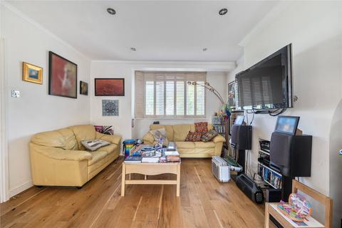 30 Whittell Gardens, London, SE26 4LN