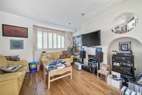 30 Whittell Gardens, London, SE26 4LN