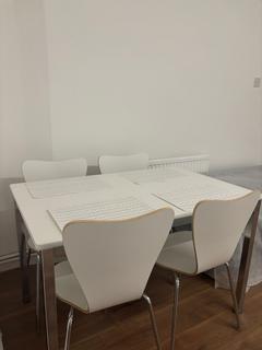 3 bedroom flat to rent, Mansel Street, Swansea SA1