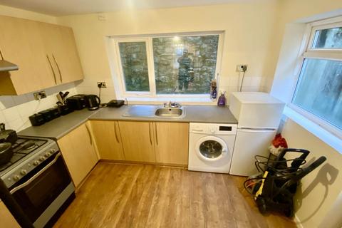 2 bedroom house to rent, Graig Road, Morriston , , Swansea
