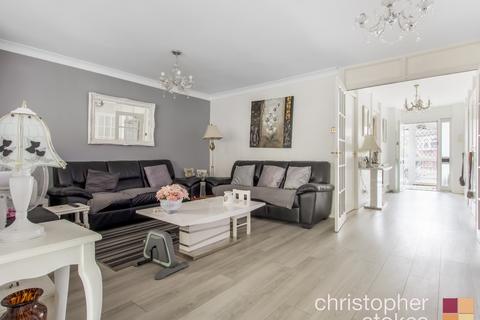 undefined, Elderbek Close, Cheshunt, Hertfordshire, EN7 6HT