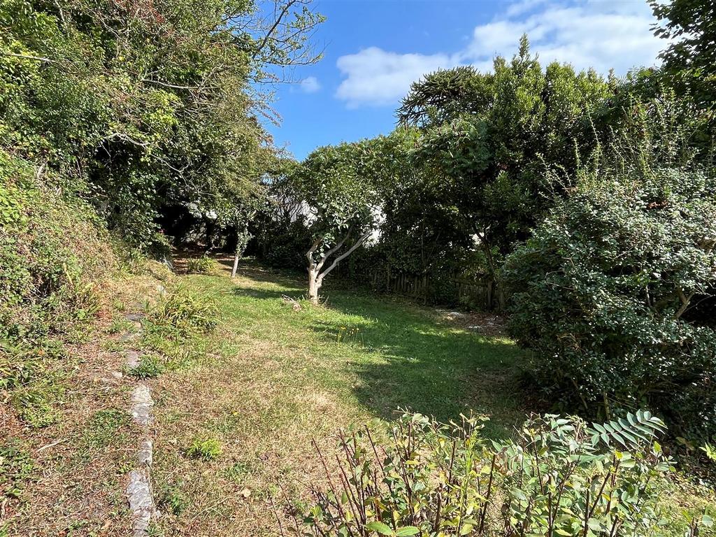 Garden 2.jpg