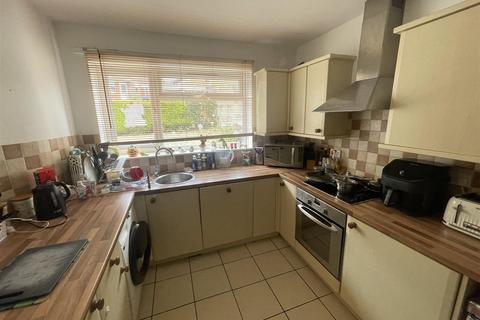 11 Cheshire Close, Salisbury, SP2 9JT