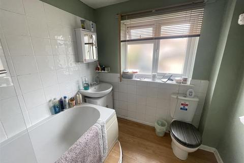 11 Cheshire Close, Salisbury, SP2 9JT
