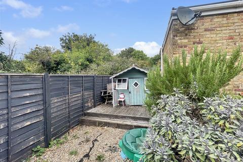 11 Cheshire Close, Salisbury, SP2 9JT