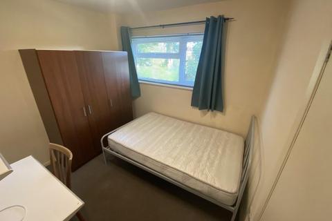 undefined, Saint Stephen's Court