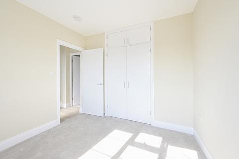 2 bedroom apartment to rent, Wilbraham House, Vauxhall London SW8