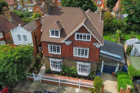 undefined, Queen Annes Gardens, London