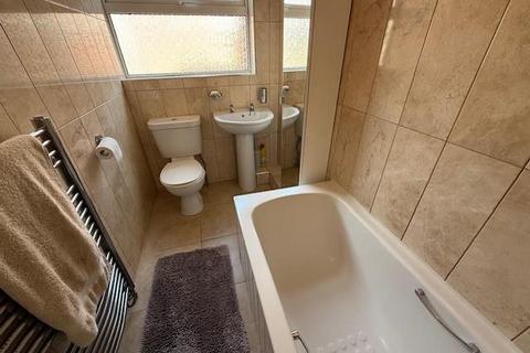 undefined, Lister Avenue, Greenside, Ryton