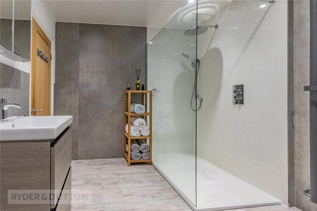 Ensuite Bathroom
