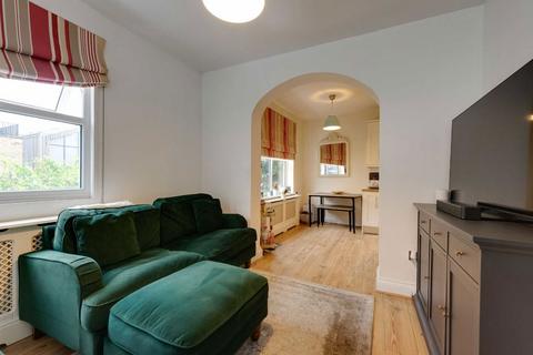 1 bedroom flat for sale, Cambridge Grove, London W6