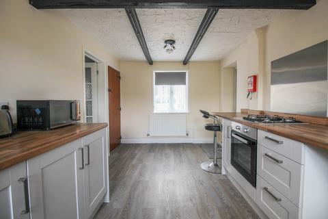 2 bedroom terraced house to rent, Coleridge Road, Weston-super-Mare