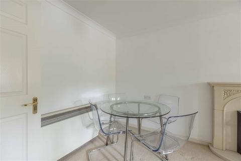 undefined, Alma Road, Windsor