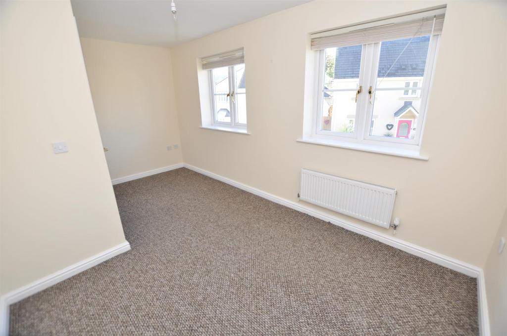 Front Bedroom 1 - L shaped