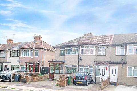 3 bedroom end of terrace house for sale, Oval Road North, Dagenham RM10