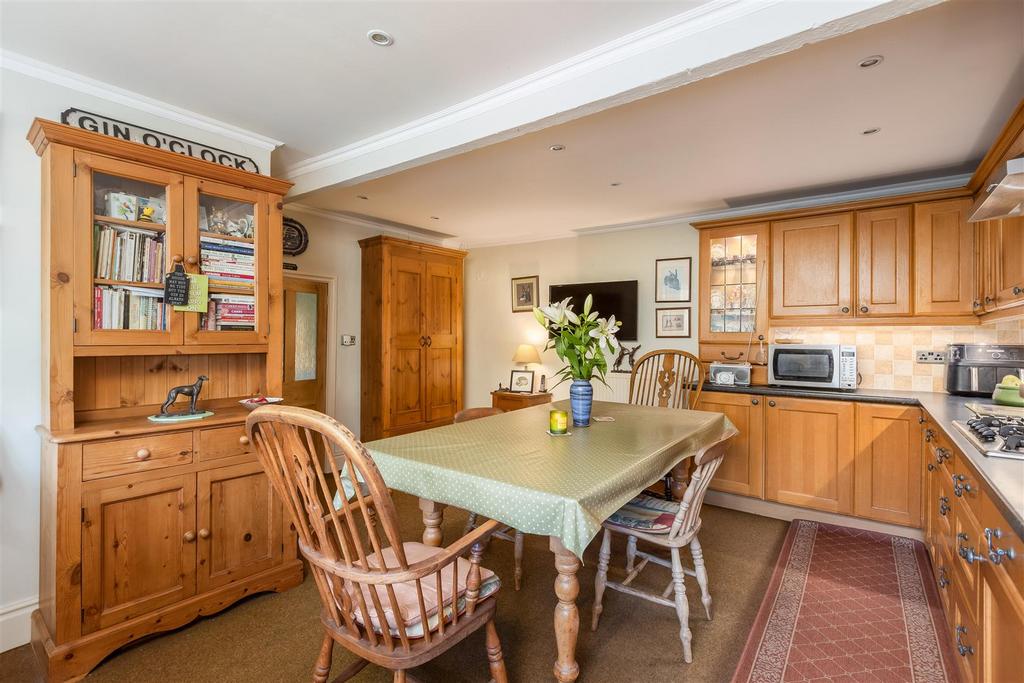 Rockery Cottage Kitchen-2.jpg
