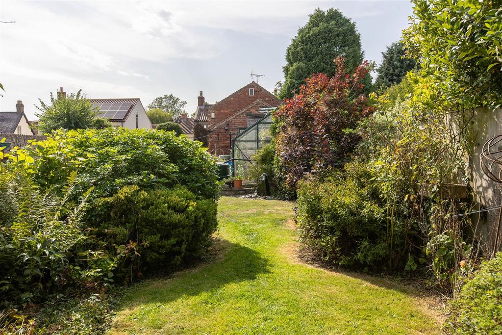Rockery Cottage External-12.jpg