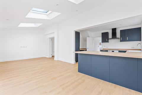 3 bedroom semi-detached house for sale, Broad Street, Shefford SG17