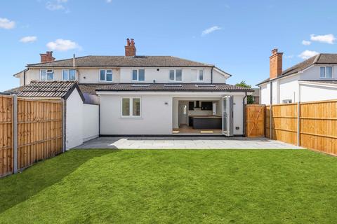 3 bedroom semi-detached house for sale, Broad Street, Shefford SG17