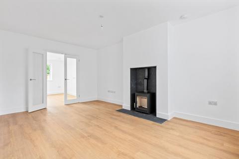 3 bedroom semi-detached house for sale, Broad Street, Shefford SG17