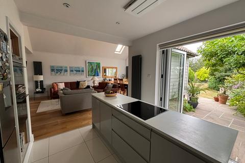 22 Graces Walk, Frinton-on-sea, CO13 9PQ