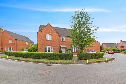 4 bedroom detached house for sale, Newbold Close, Lichfield