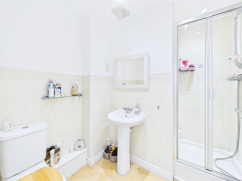 CAM04366 G0-PR0121-STILL013.jpg