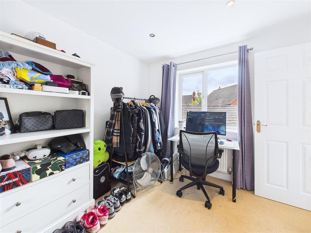 CAM04366 G0-PR0121-STILL011.jpg