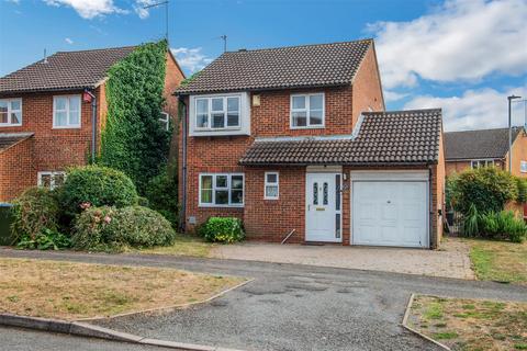 3 bedroom detached house for sale, Avebury Way, East Hunsbury