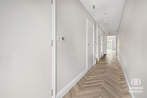 undefined, Peachtree Close, Hainault