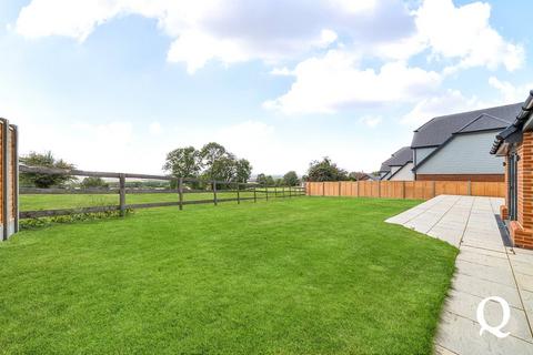 4 bedroom detached house for sale, Willow Close, Chequers Road, Minster on Sea, Sheerness, ME12