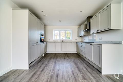 4 bedroom detached house for sale, Willow Close, Chequers Road, Minster on Sea, Sheerness, ME12
