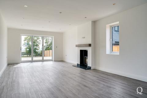 4 bedroom detached house for sale, Willow Close, Chequers Road, Minster on Sea, Sheerness, ME12