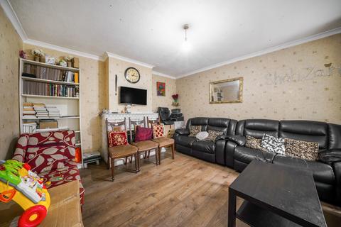 undefined, Mitcham, London, Surrey, CR4