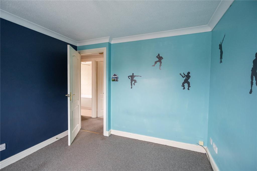 Bedroom 2 (2)