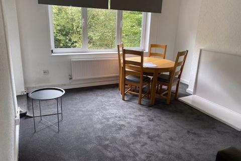 3 bedroom flat to rent, Hooke House, Gernon Road E3