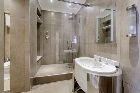 2 bedroom flat to rent, Mount Street, London, W1K