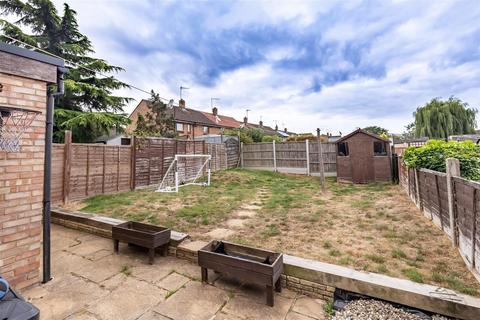 72 Beamish Close, North Weald, Epping, CM16 6JW
