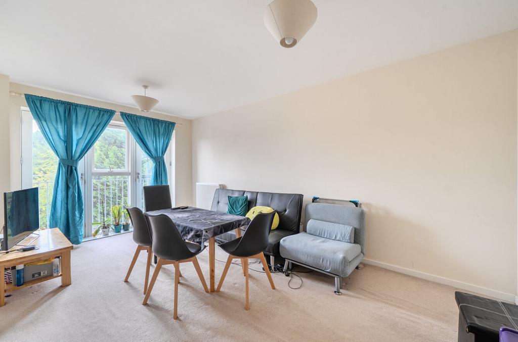 1341639-7-68a5946...