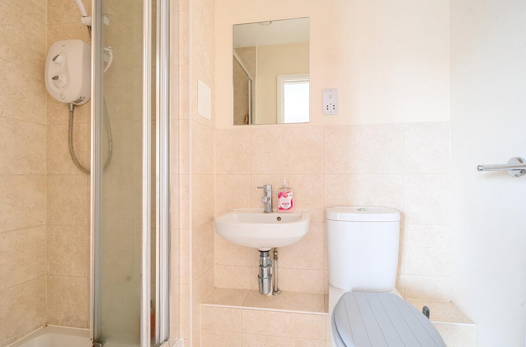 1341639-4-68a5941...