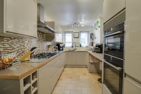 undefined, Obelisk Road, Woolston
