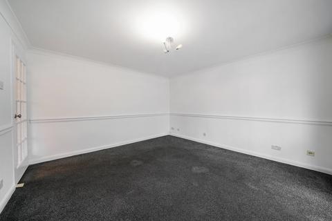 23 Mcintosh Close, Wallington, SM6 9JP