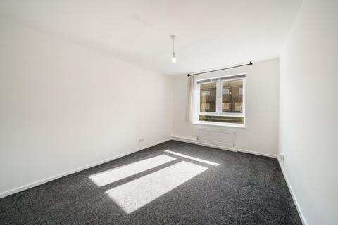 23 Mcintosh Close, Wallington, SM6 9JP