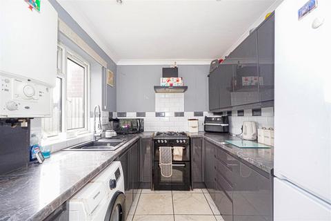 2 bedroom terraced house for sale, Wishing Tree Road North, St. Leonards-on-sea